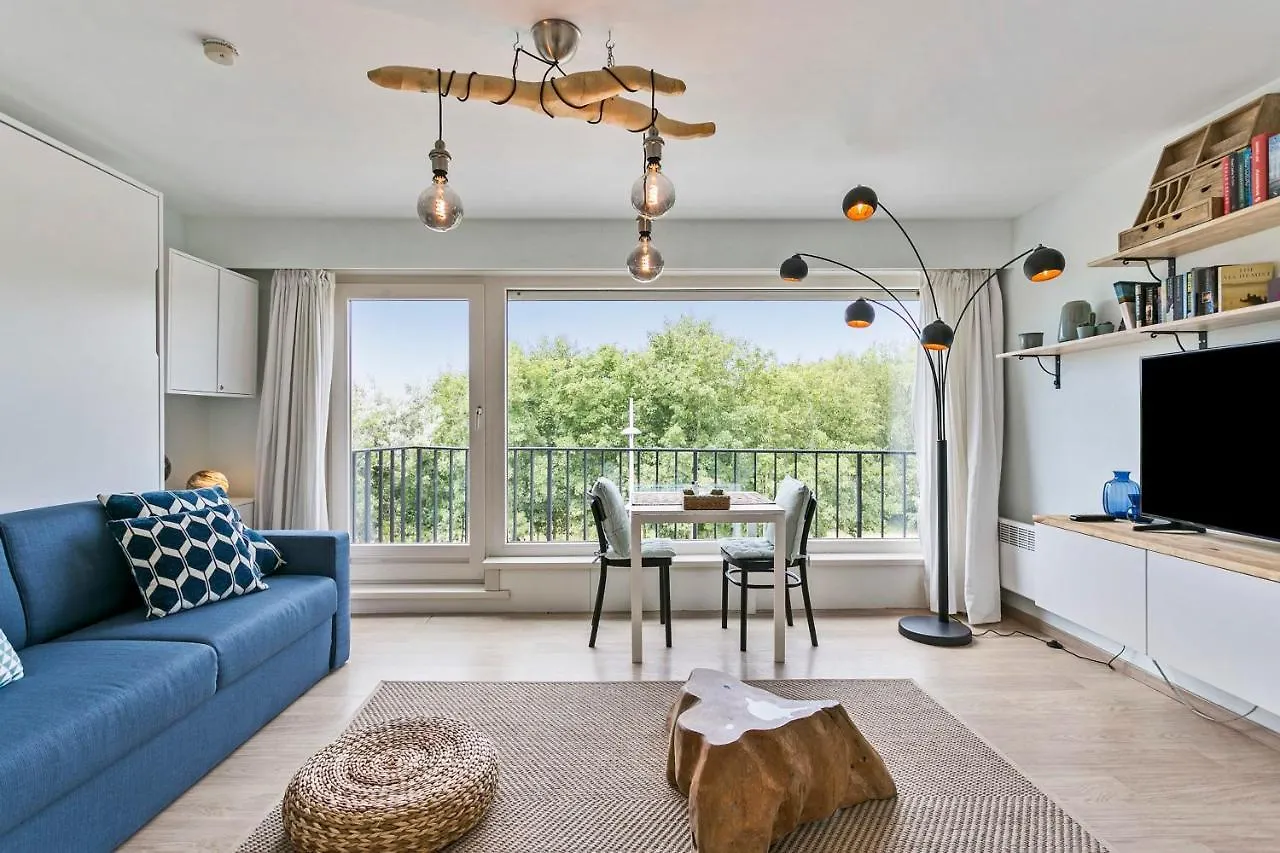 Beautiful Studio With Park And Beach Bredene Apartment