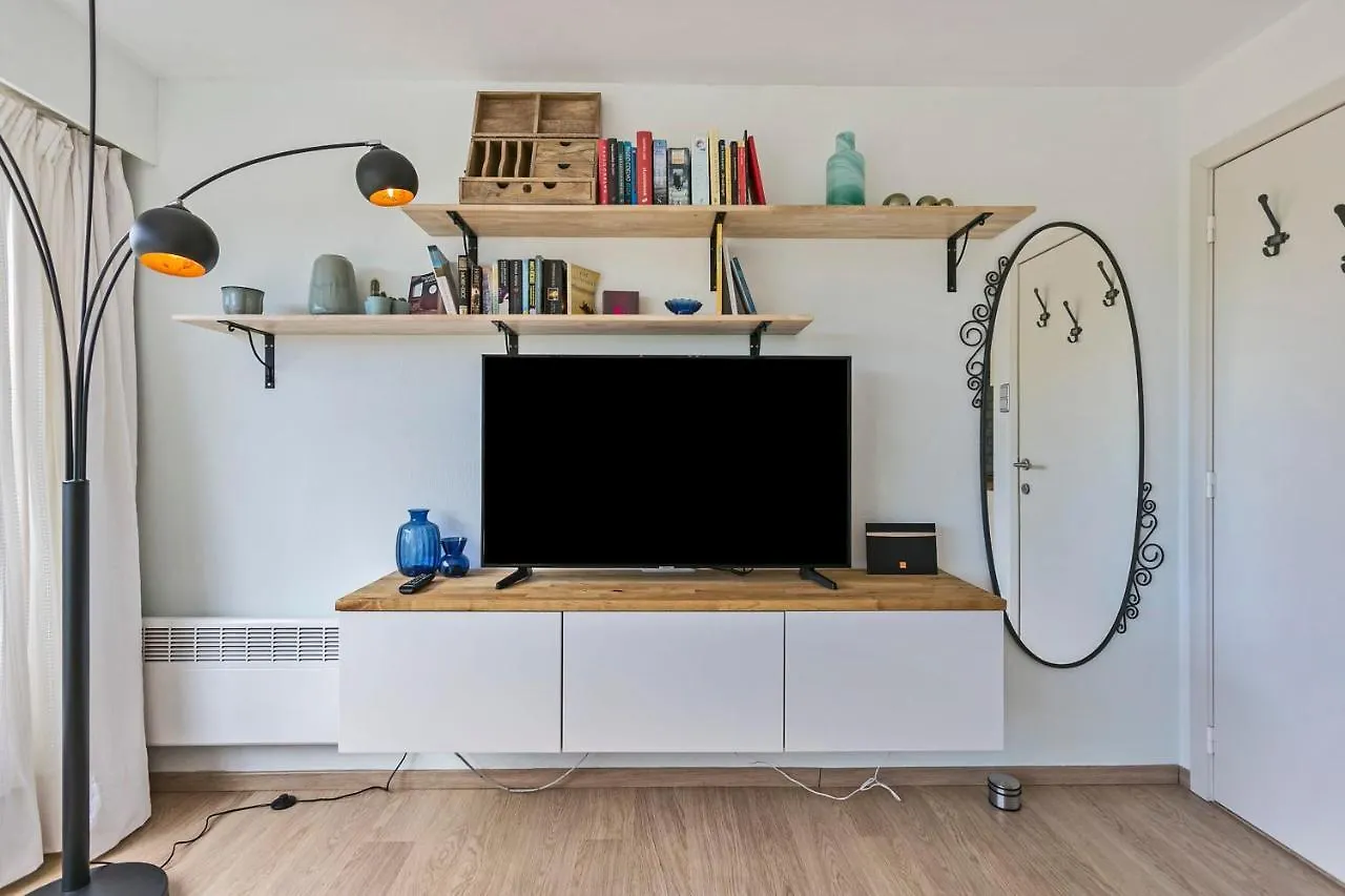 Beautiful Studio With Park And Beach Bredene 0*,